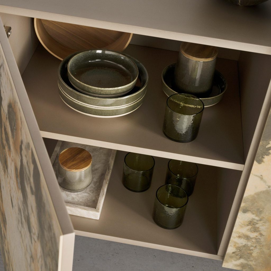 Alternative view of Angel Cerdá – Aparador de Diseño Taupé Metalizado 3270