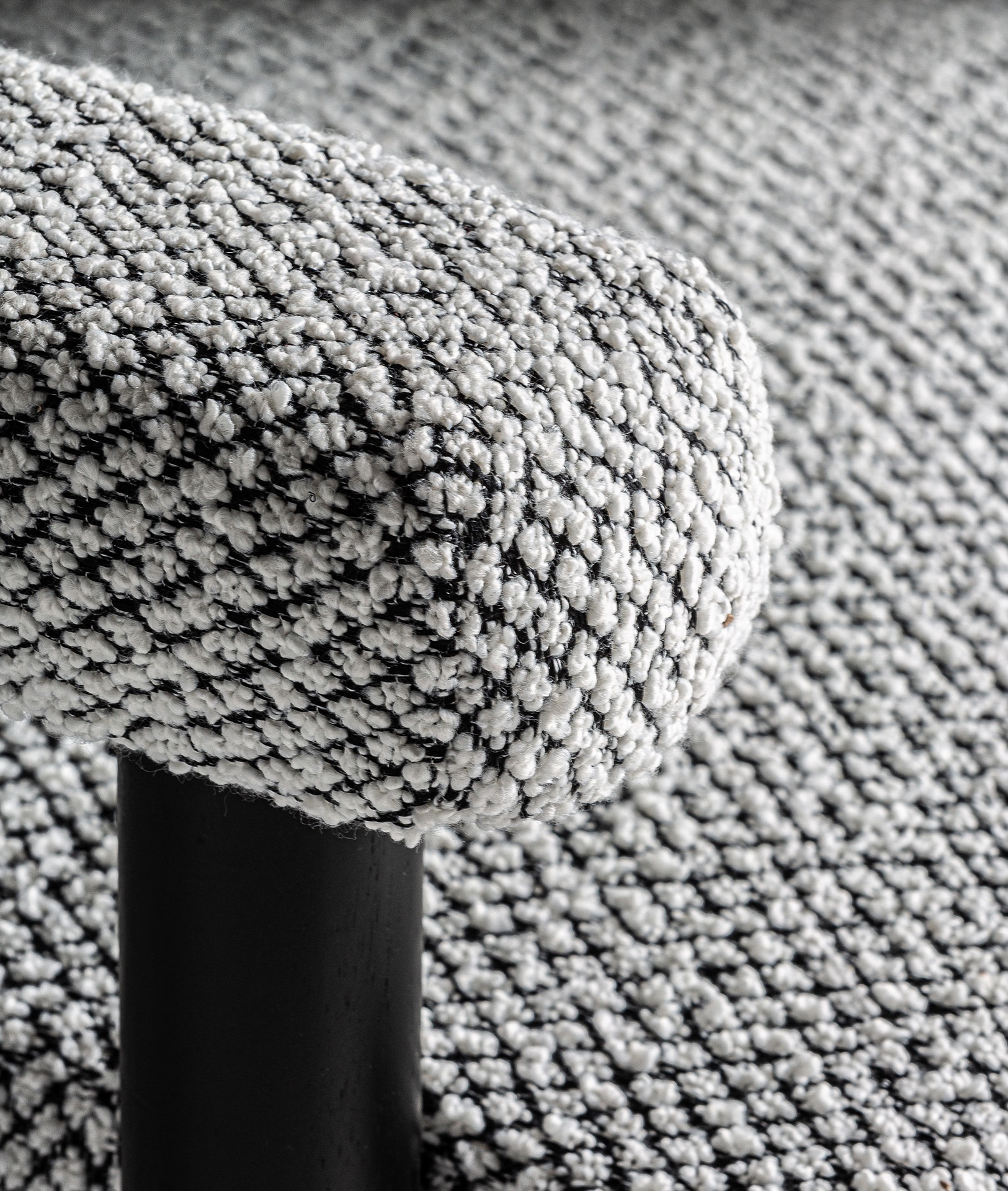 Alternative view of KODU - SILLÓN LIESTER