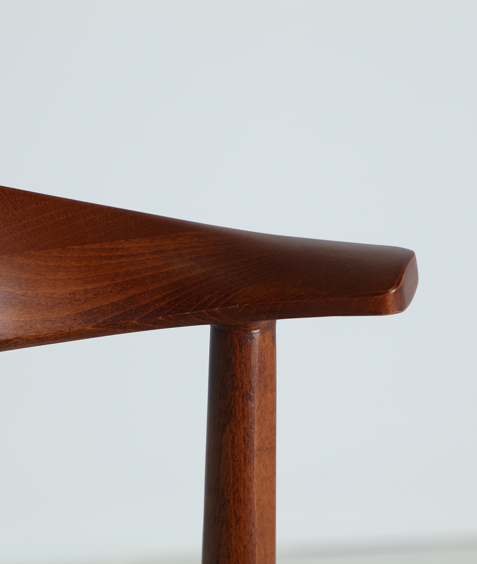 Alternative view of KODU - TABURETE ZELHEM