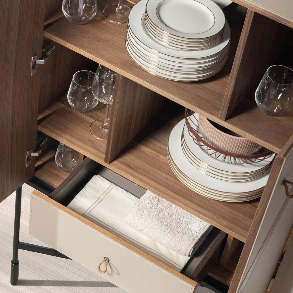 Alternative view of Angel Cerdá – Aparador de Diseño Alto Piel y Nogal  3280