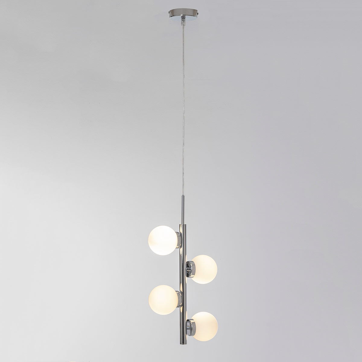 Alternative view of GDECO - LÁMPARA TECHO TUBO METAL CROMADO DORADO Y TULIPA ESFERA CRISTAL BLANCO