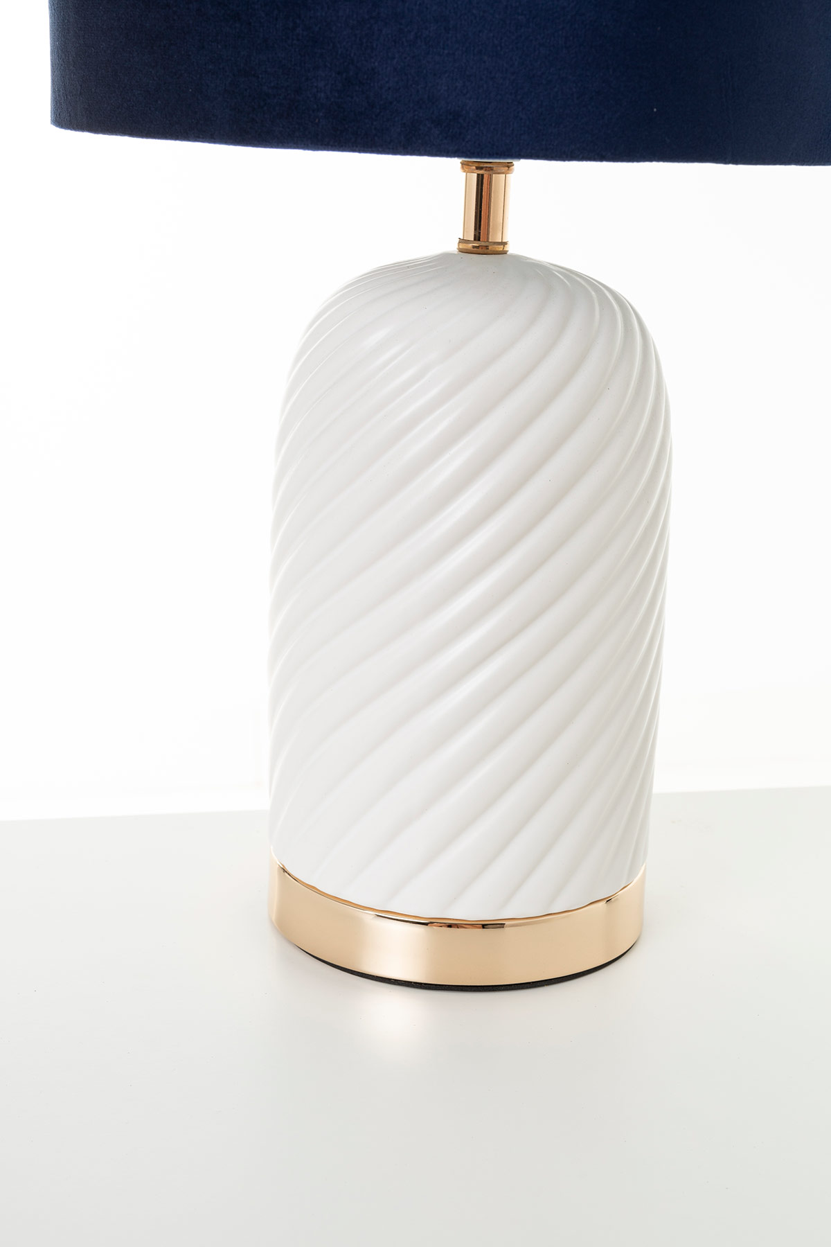 GDECO - LÁMPARA CERÁMICA PANTALLA TERCIOPELO AZUL 58*28*28CM - Imagen 4