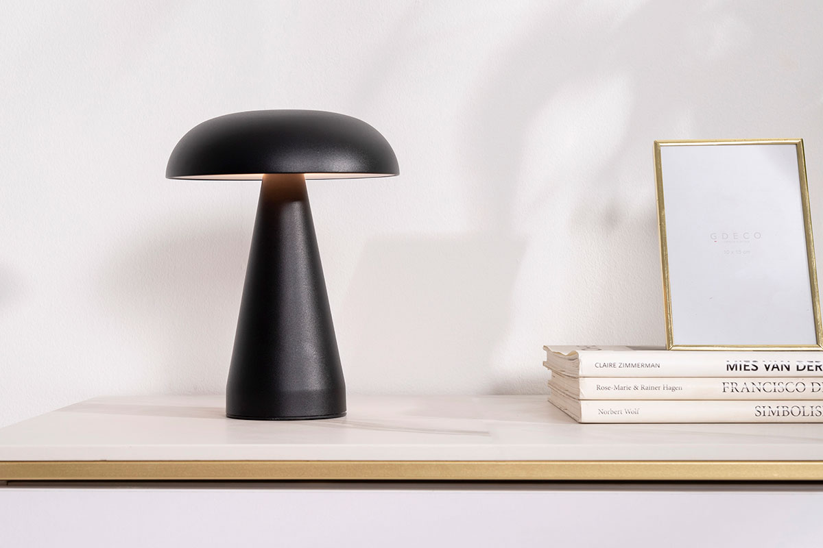 Alternative view of GDECO - LÁMPARA PORTATIL METAL NEGRO, RECARGABLE CON CABLE USB. 21*19 CM (4 POSICIONES LUZ)