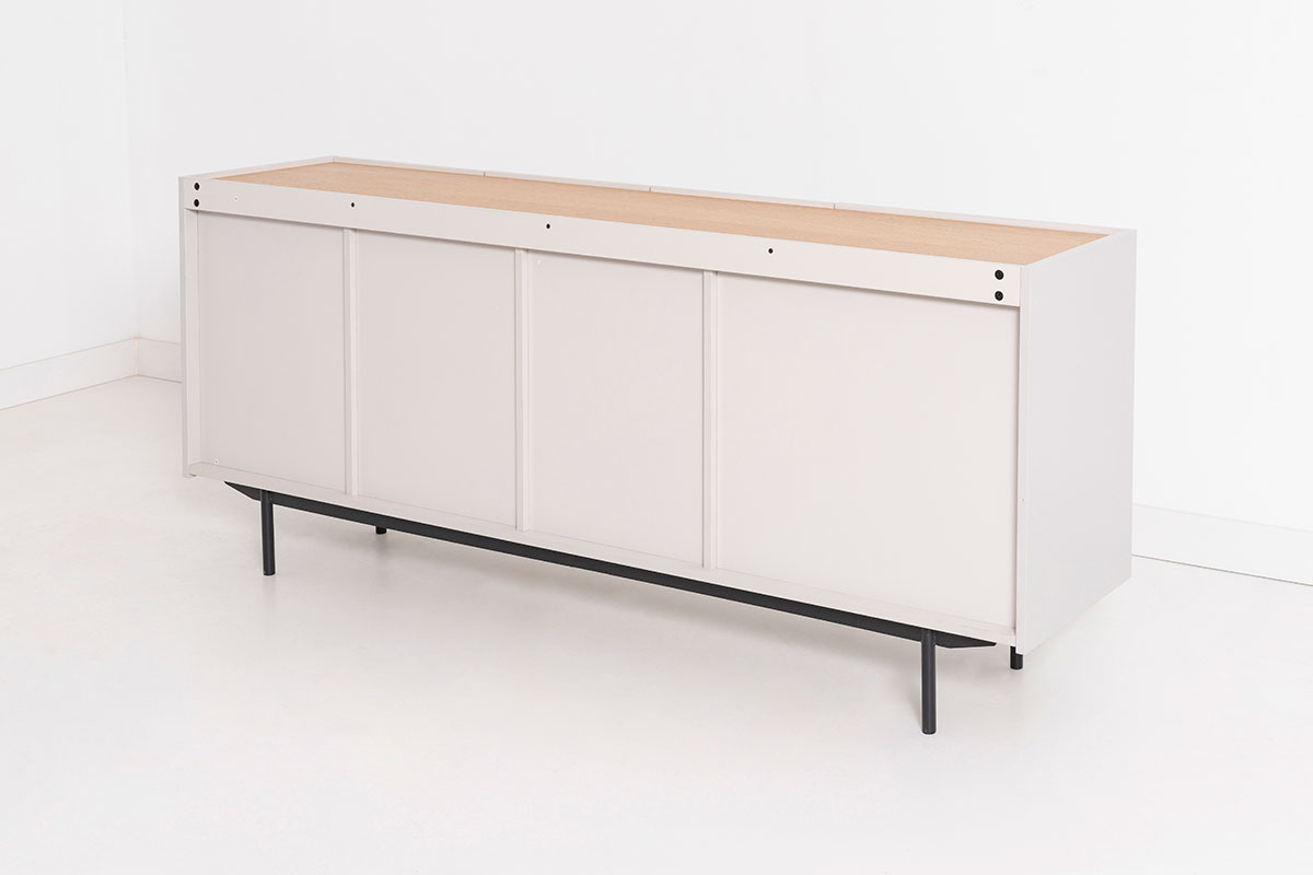 GDECO - APARADOR POL. LACADO GRIS
PIEDRA Y CHAPA DE ROBLE. PATAS METAL NEGRO