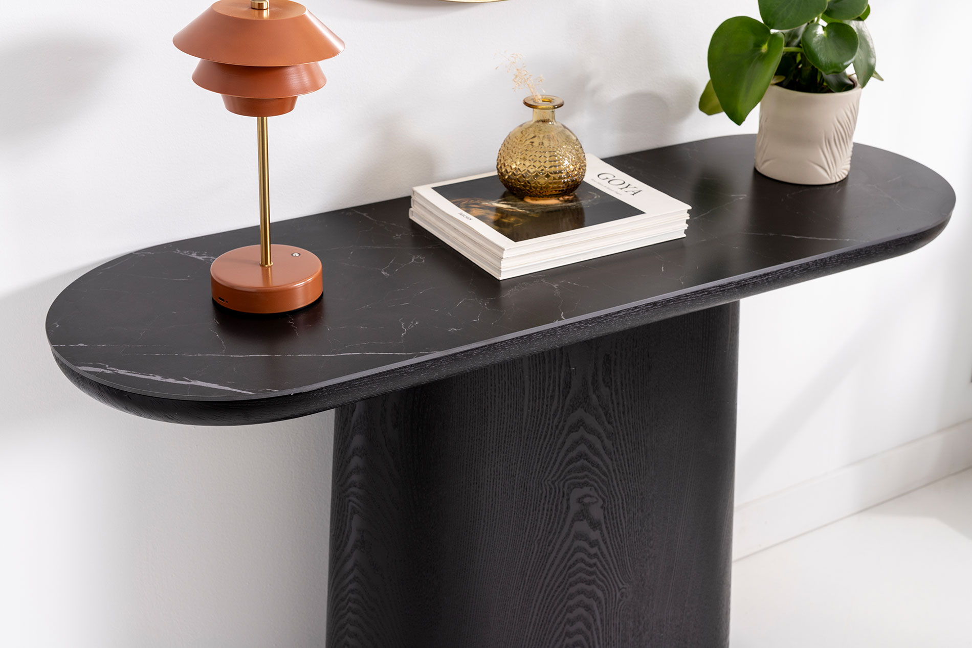 Alternative view of GDECO - CONSOLA 120*80*40 CM. TAPA PORCELANICO NEGRO, PIE CHAPA MADERA ROBLE NEGRO