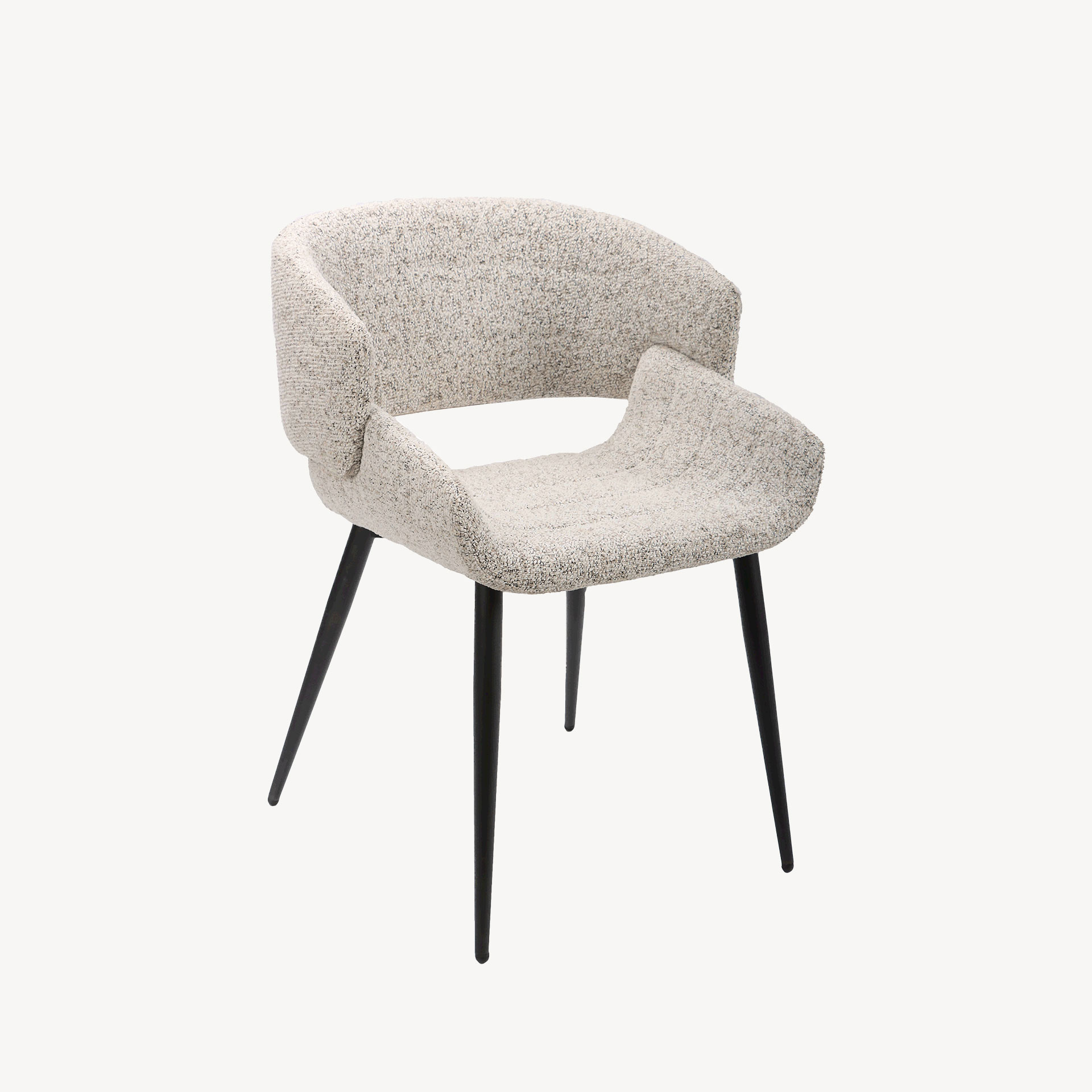 GDECO - SILLA GRETA 77*57*60 CM, ASIENTO CURVADO TAPIZADO CON TELA IGNIFUGA Y EASYCLEAN Y PATAS METALICAS EN NEGRO