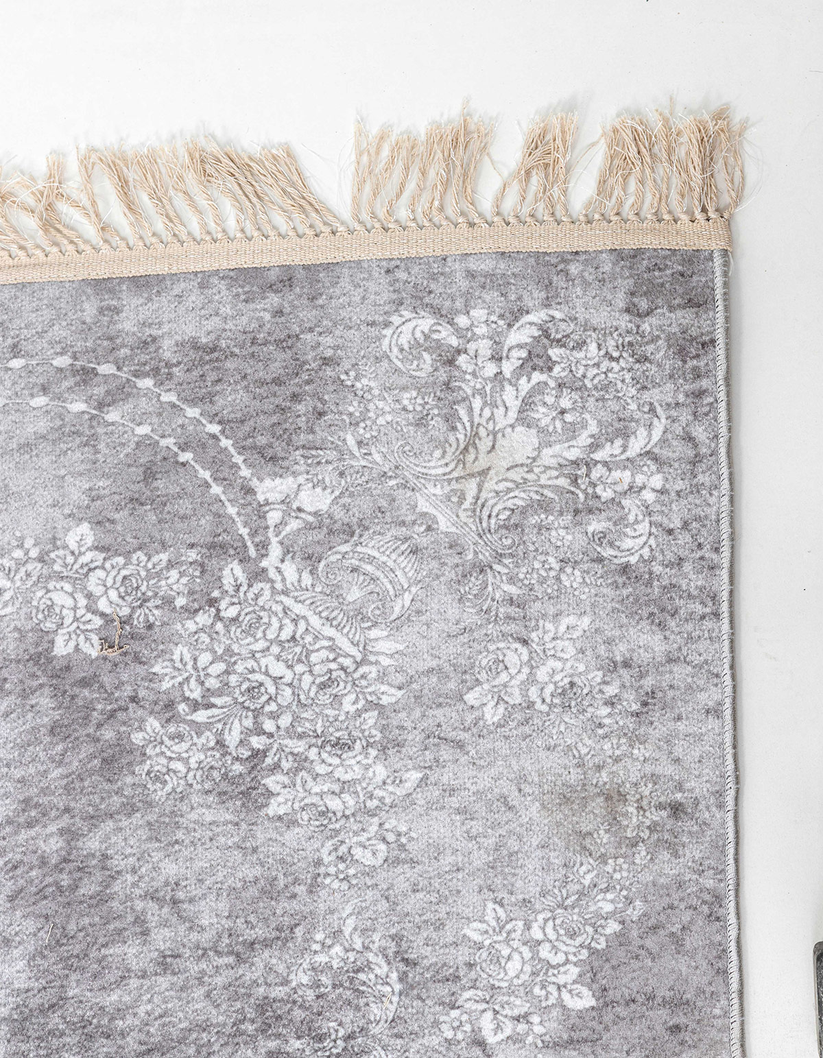 Alternative view of GDECO - ALFOMBRA BLANCA Y PLATA. 160*230 CM