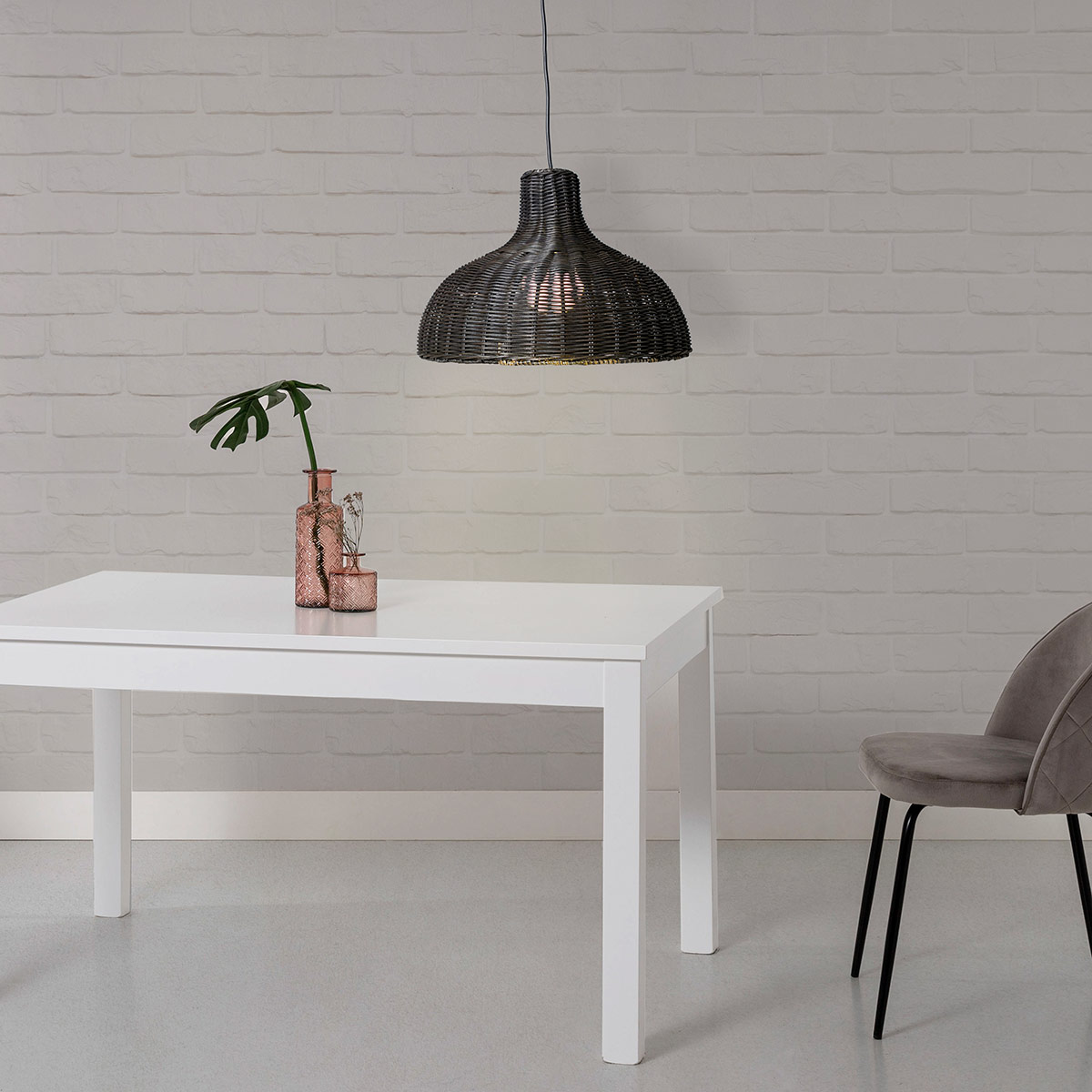 Alternative view of GDECO - LÁMPARA TECHO MIMBRE OSCURO. 129*31*31 cm