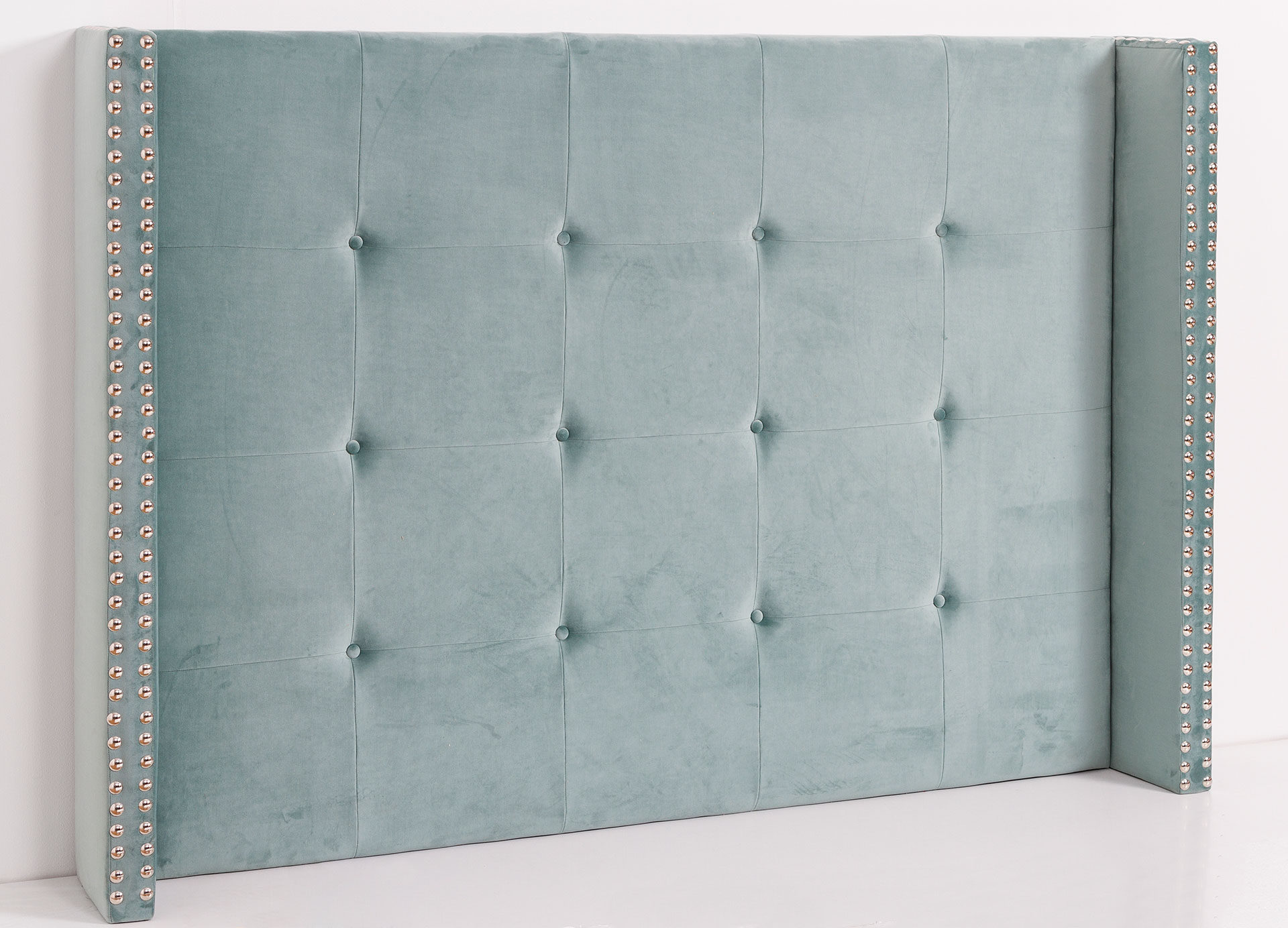 Alternative view of GDECO - CABECERO CAPITONÉ CUADRADO, OREJAS CON TACHA. TERCIOPELO TURQUESA. PARA CAMA 135-140 CM