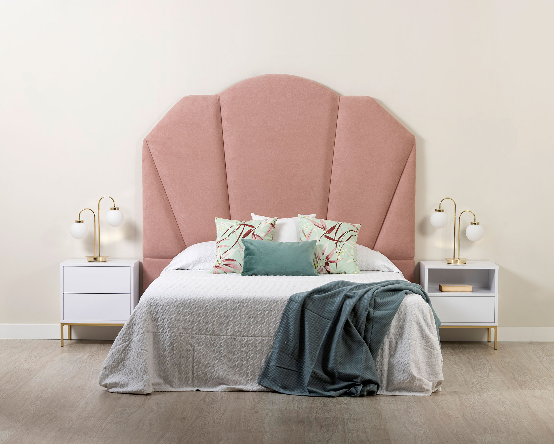 GDECO - CABECERO CURVO CON FORMA. TELA LIDO 14 ROSA. ALTURA 120CM, PARA CAMA DE 150 CM