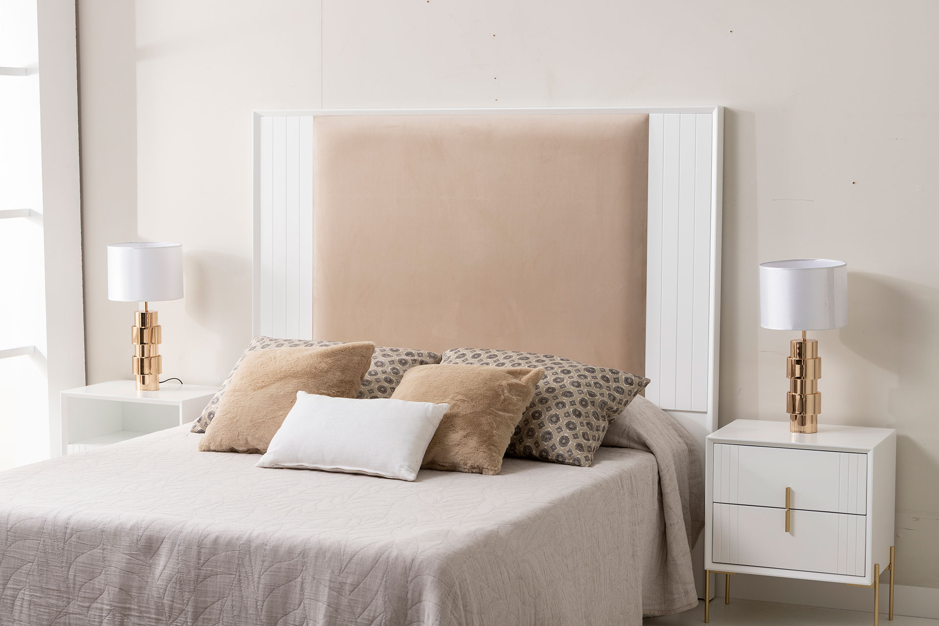 Alternative view of GDECO - CABECERO SERIE MILAN. 160 CM (PARA CAMA 150 CM)