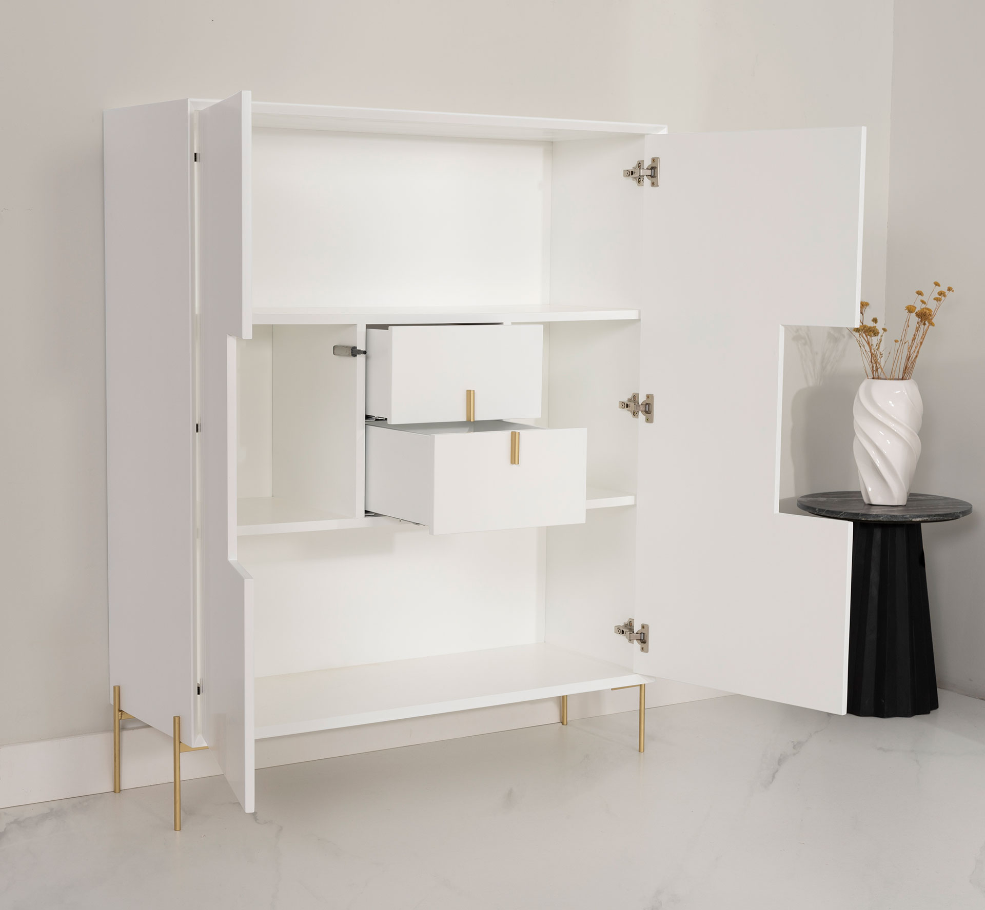 Alternative view of GDECO - VAJILLERO MILAN LACADO 2 CAJONES + 2 PUERTAS. GUIA FRENO 137*110*40 CM