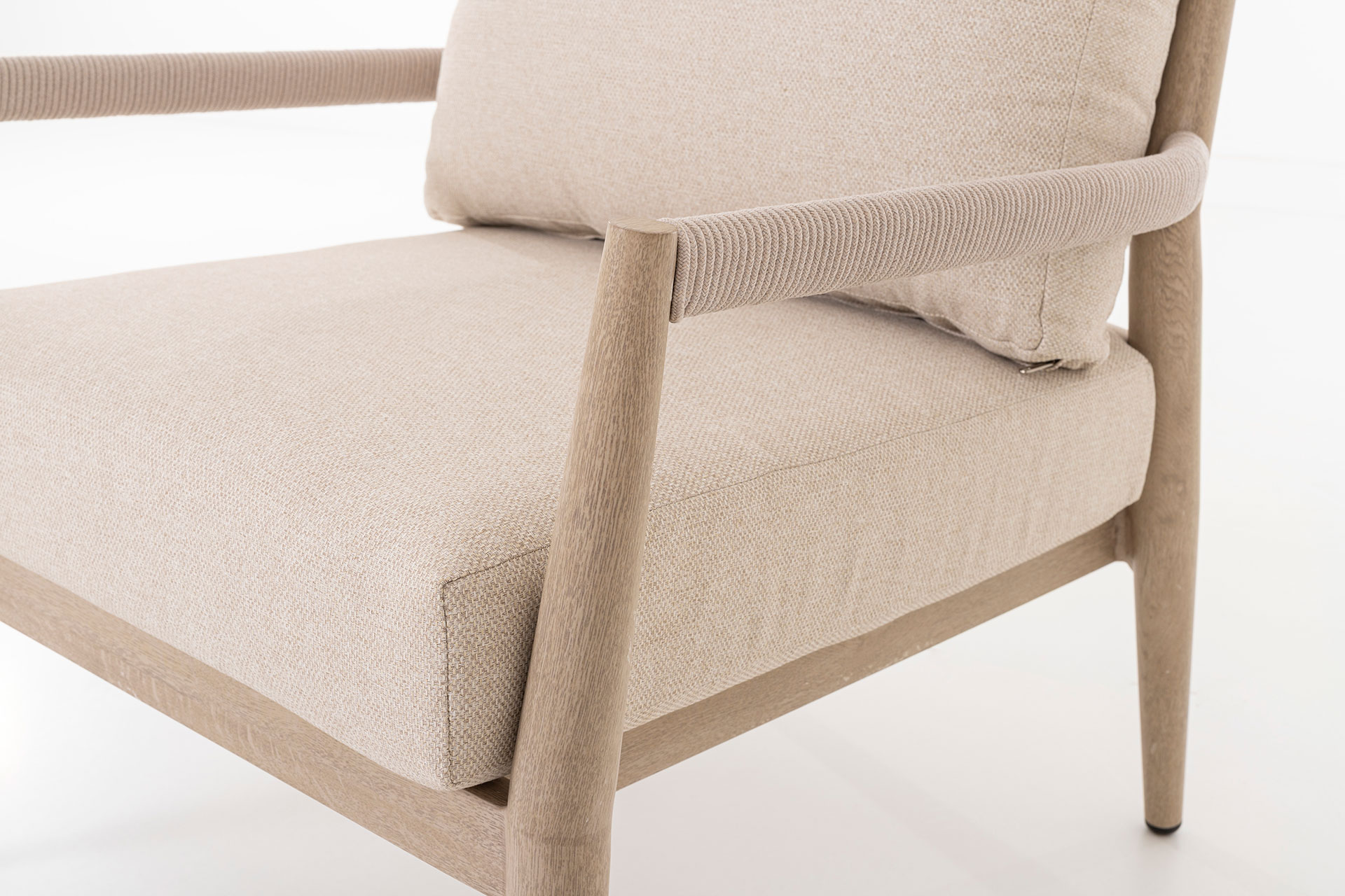 Alternative view of GDECO - Set terraza Formentor, sofa, 2 butacas y mesa centro aluminio imitación madera y asiento beige