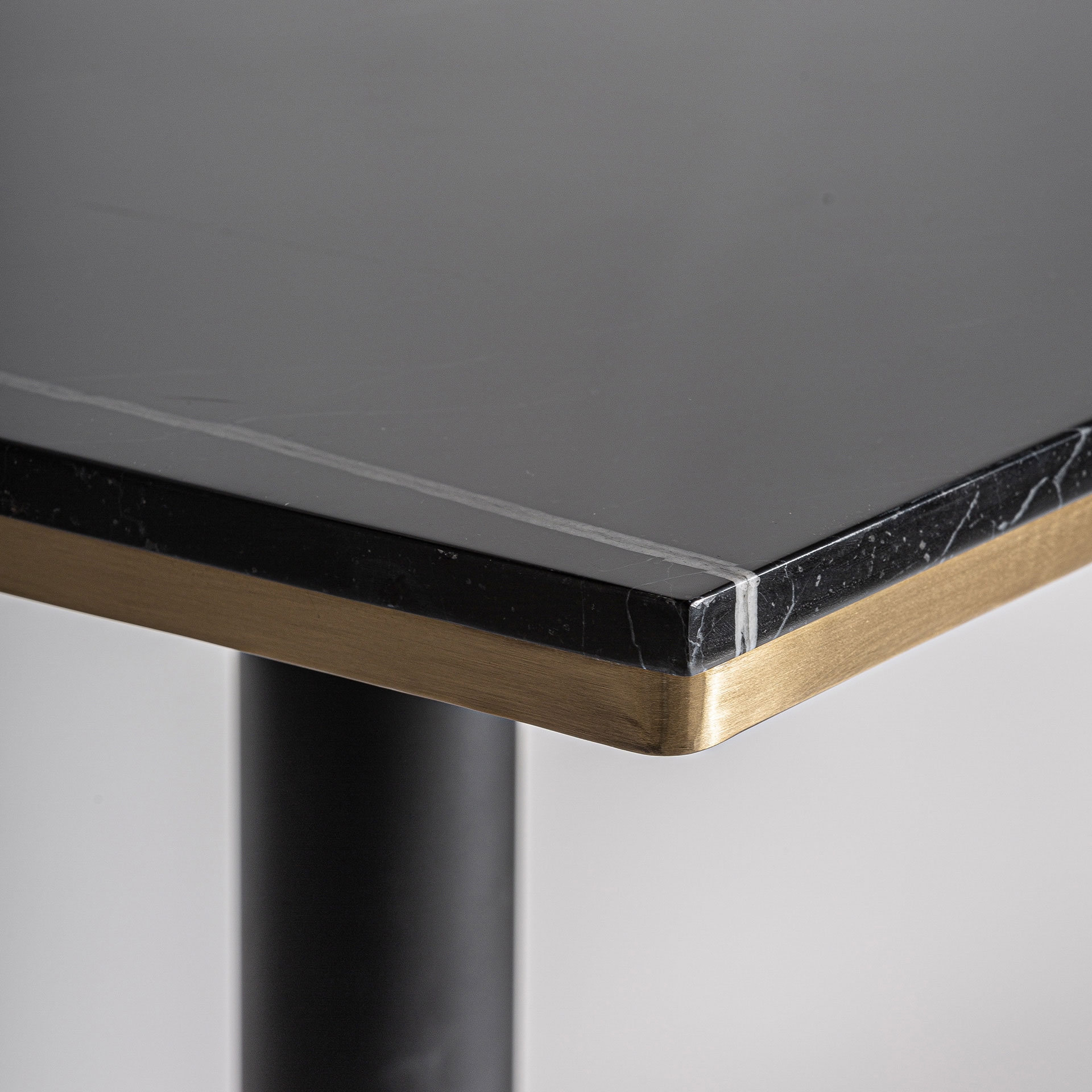 Alternative view of VICAL - MESA BAR MHERE