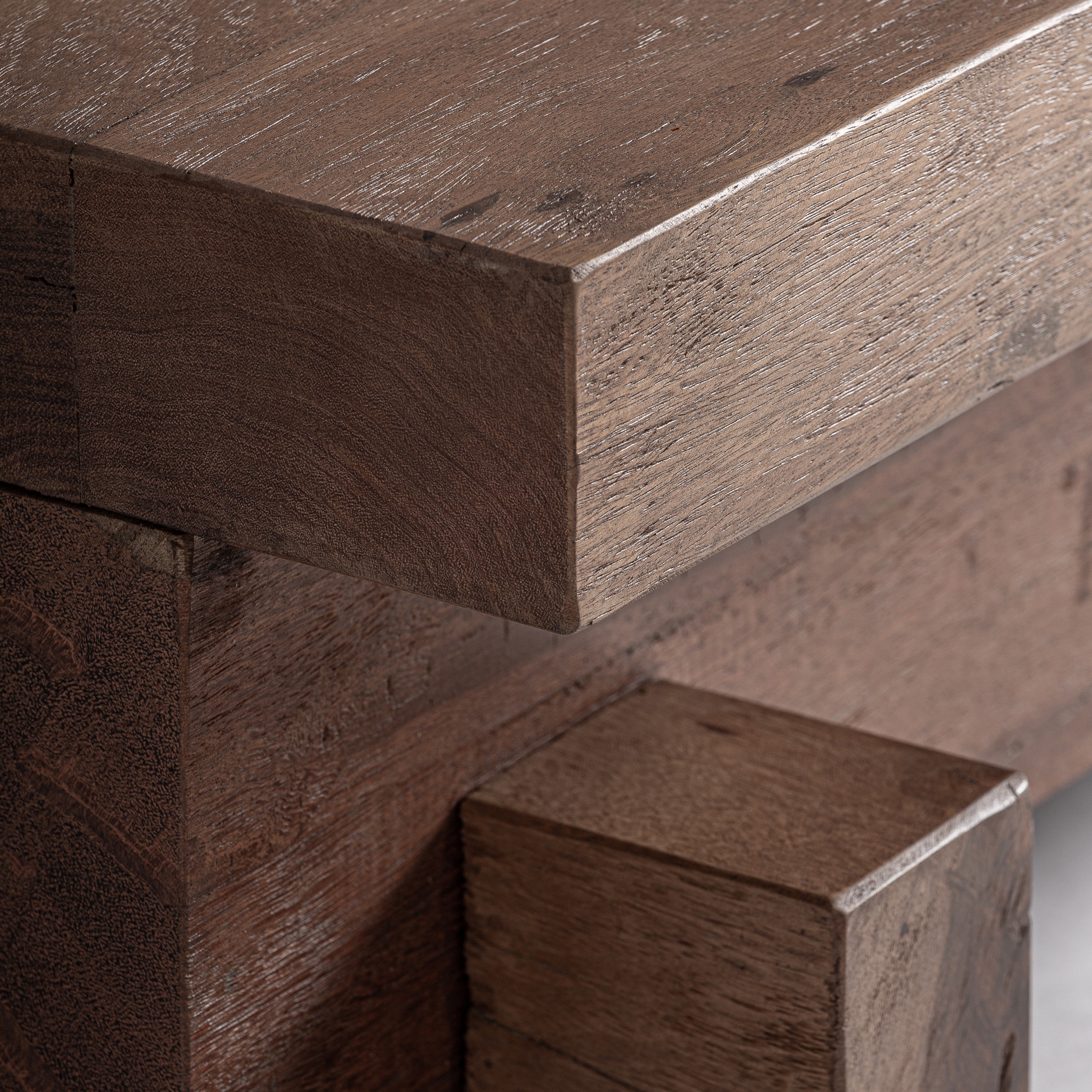 Alternative view of VICAL - MESA DE CENTRO BRUTALIST