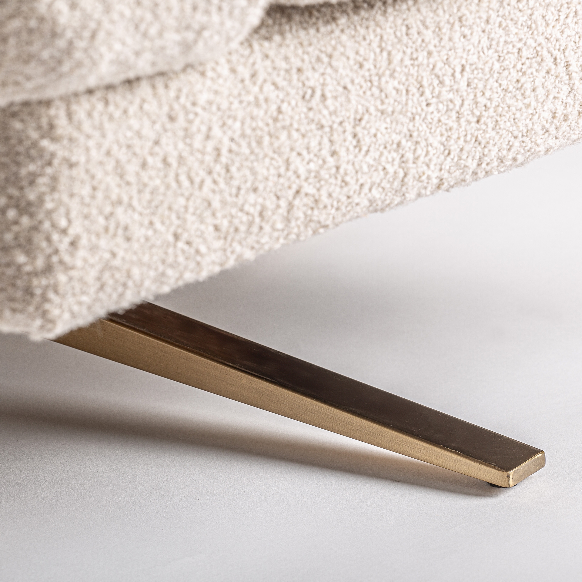 Alternative view of VICAL - SILLÓN ELISE