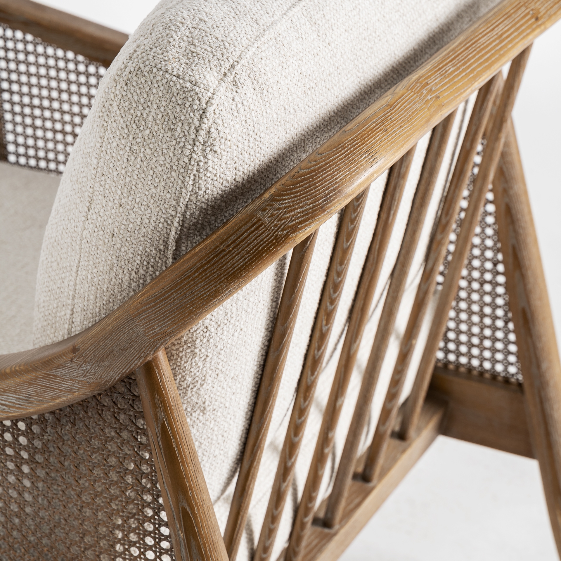 Alternative view of VICAL - SILLÓN RATHEIM