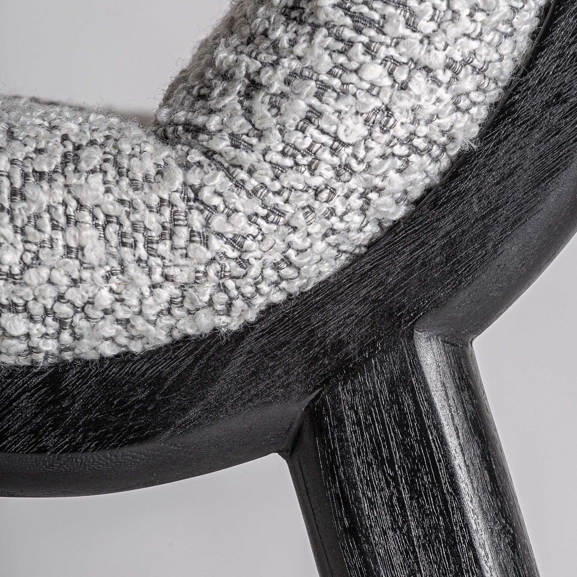 Alternative view of VICAL - TABURETE JACQUARD