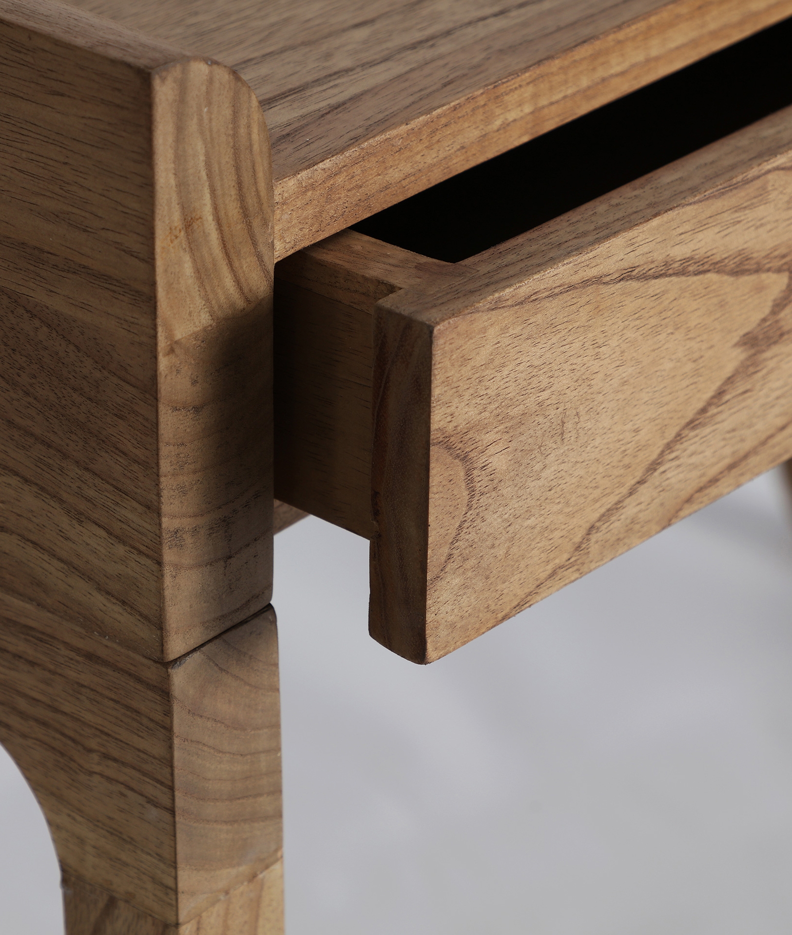 Alternative view of KODU - ESCRITORIO LECCE