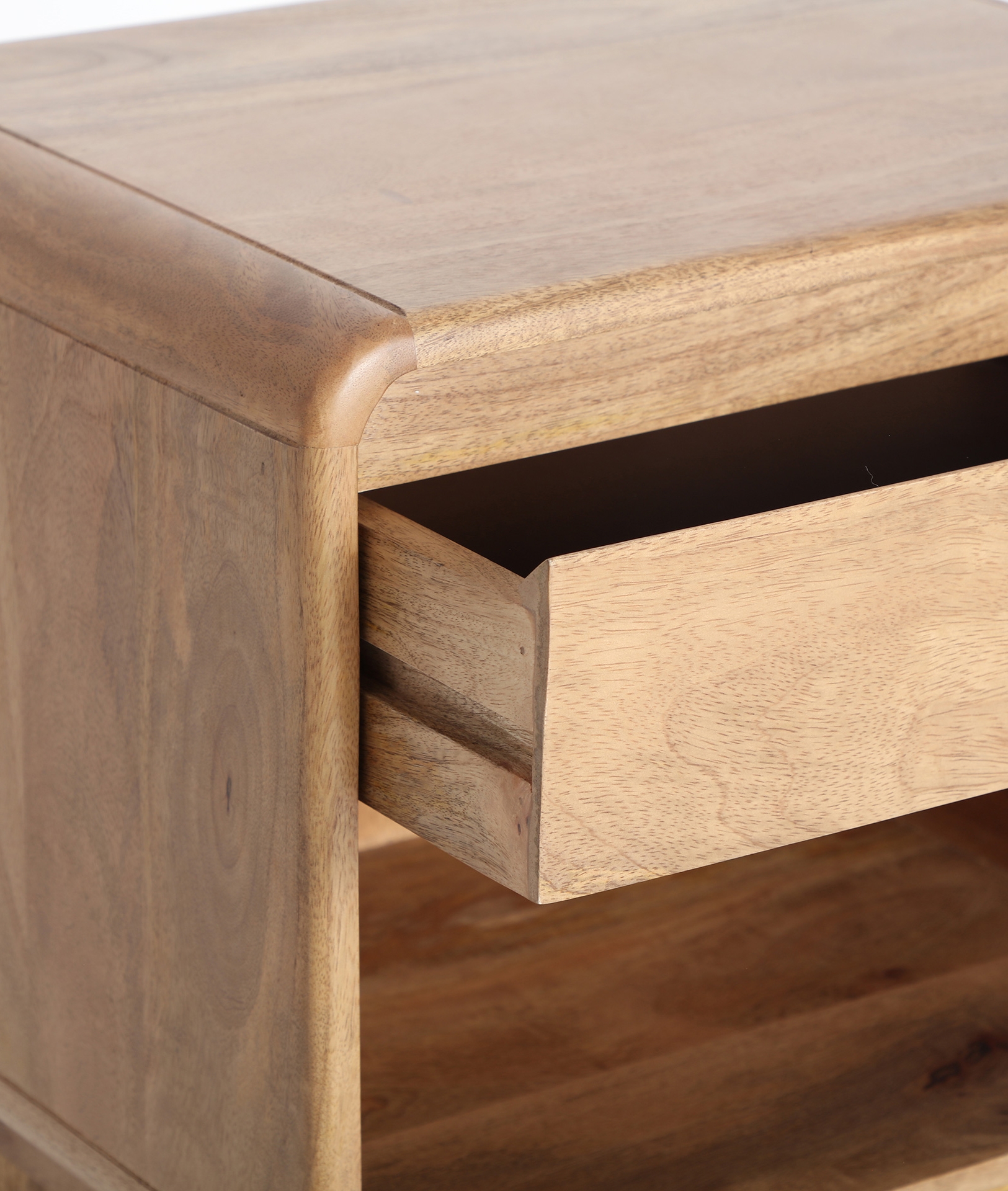 Alternative view of KODU - MESITA DE NOCHE FINHAN