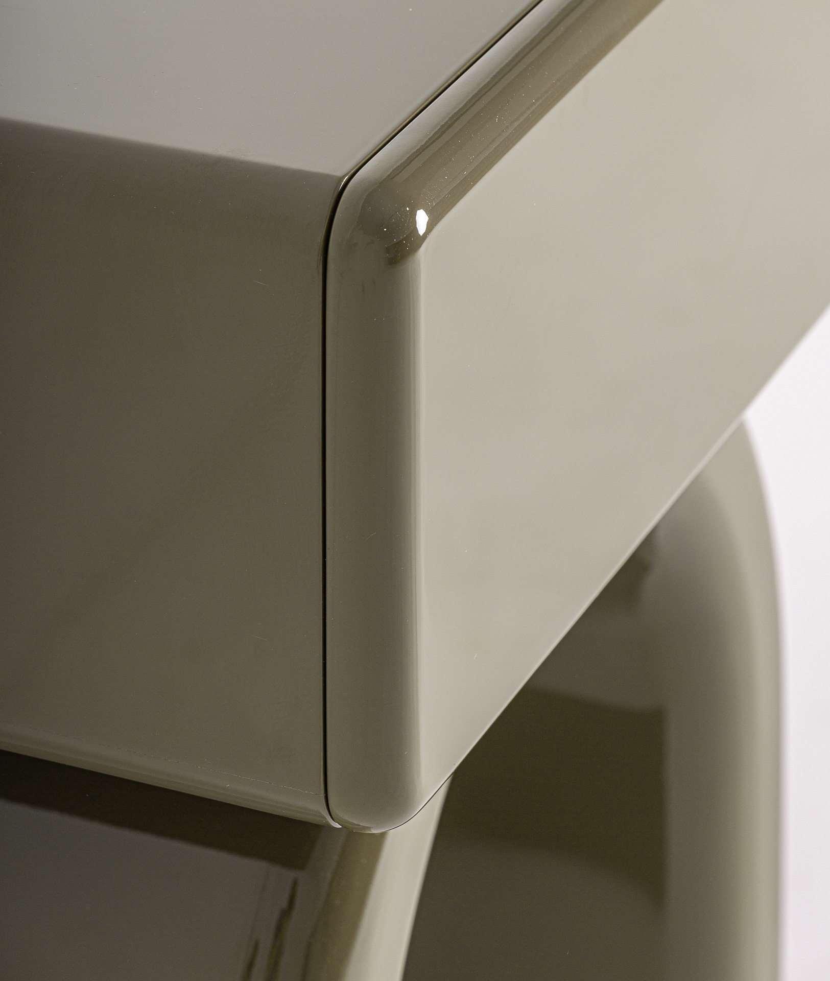 Alternative view of KODU - MESITA DE NOCHE STAGE