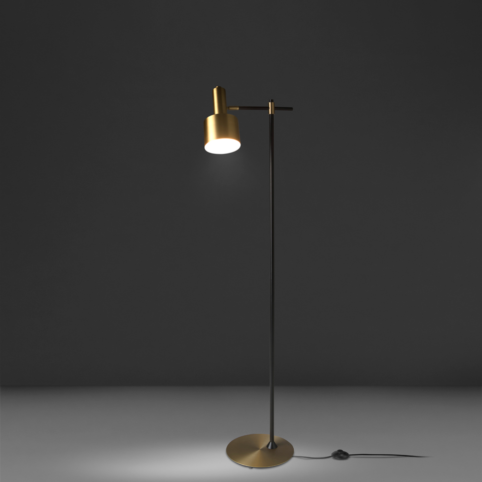 Alternative view of Lámpara de Pie Modelo 8069