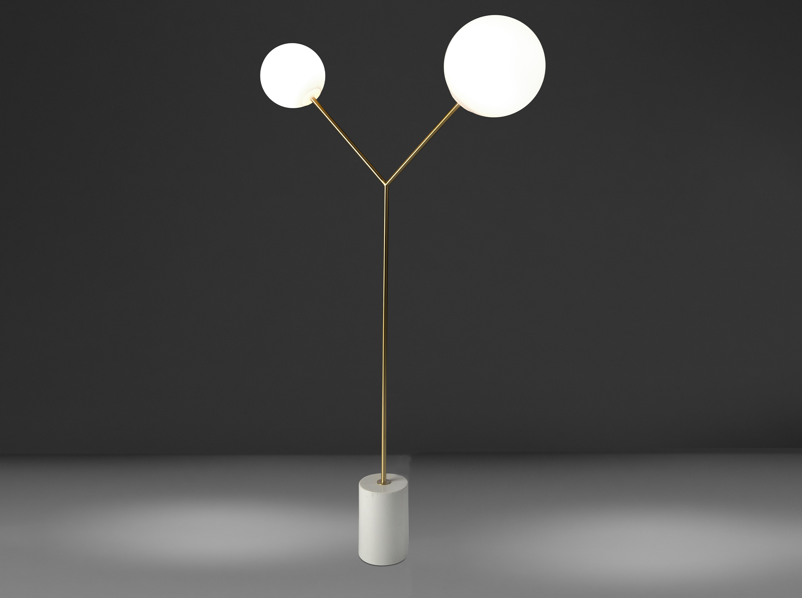 Alternative view of Lámpara de Pie Modelo 8048