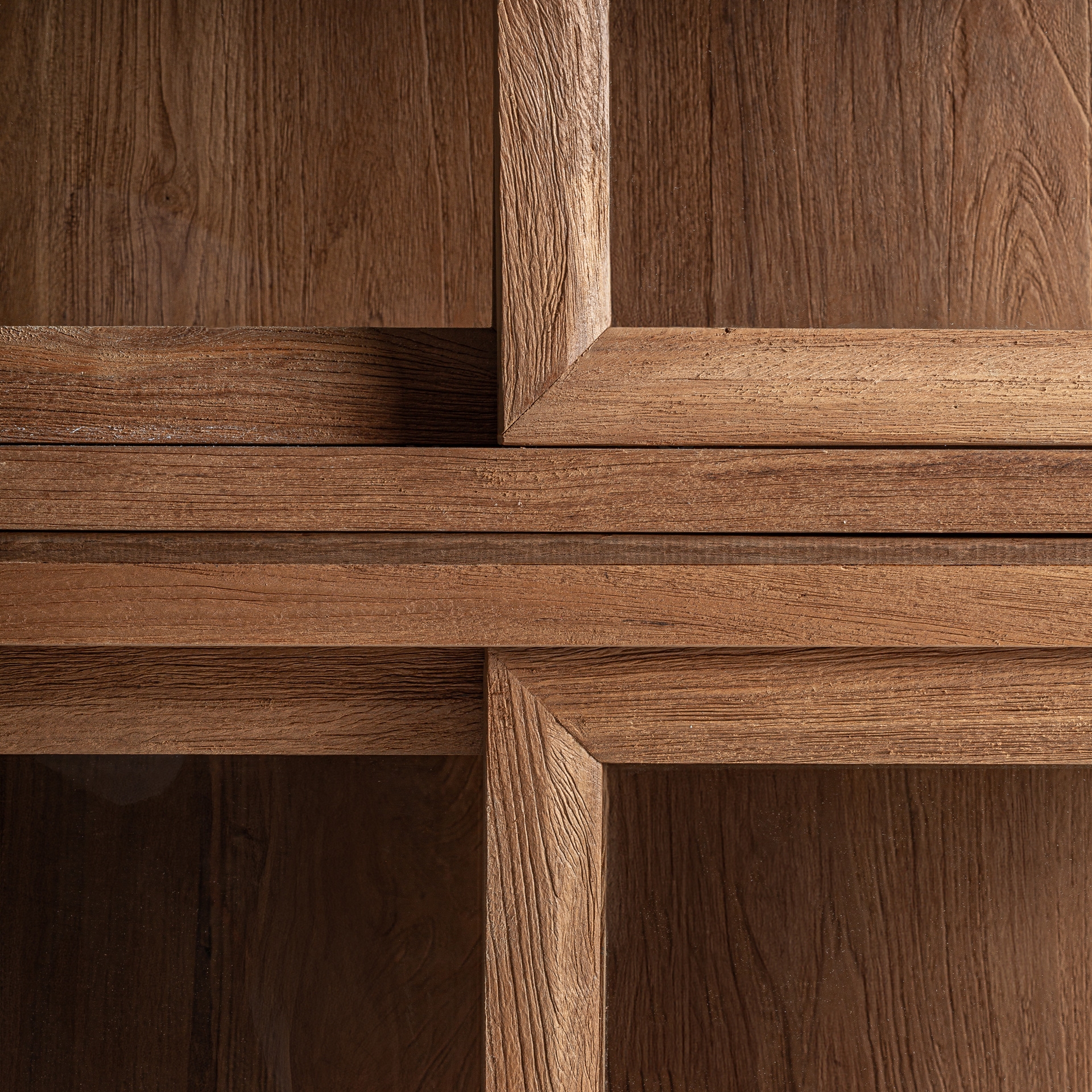 Alternative view of VICAL - VITRINA BROICH