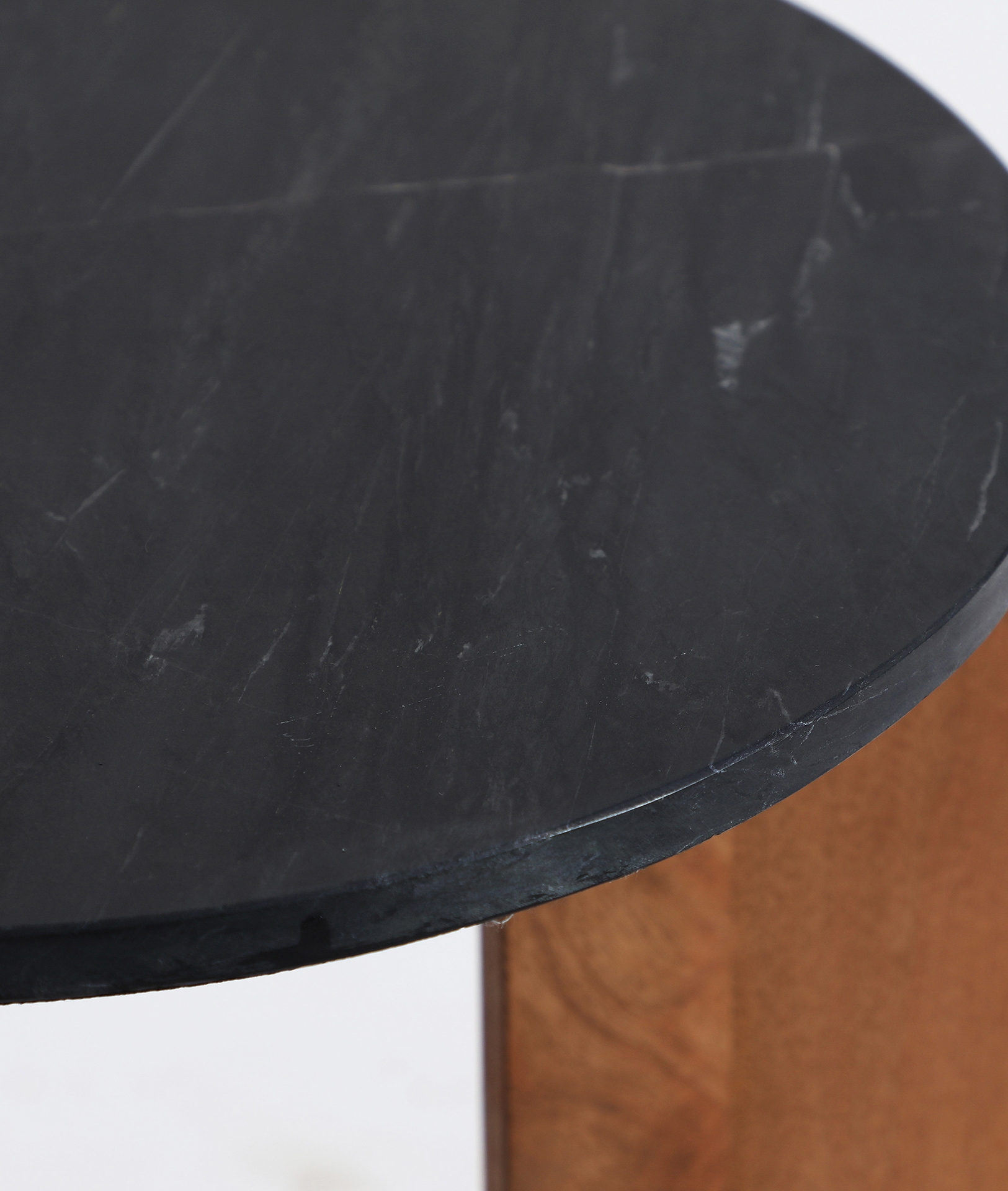 Alternative view of KODU - MESA AUXILIAR VALIGNY