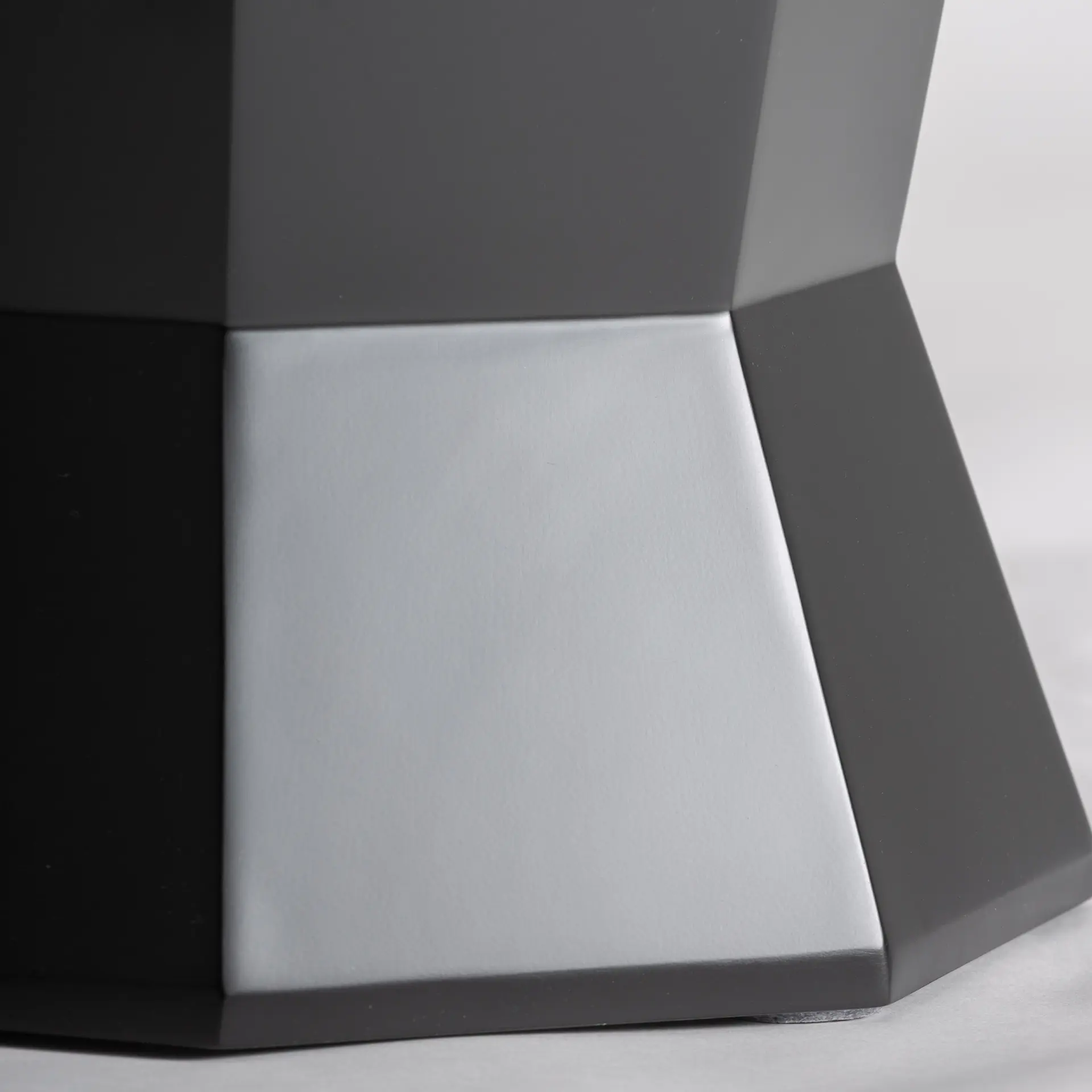 Alternative view of VICAL - MESA AUXILIAR FRIESACH