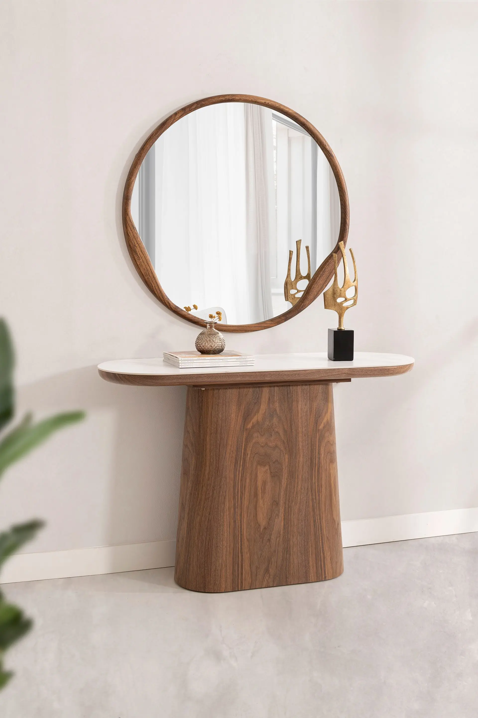 GDECO - CONSOLA 120*80*40 CM. TAPA PORCELANICO BLANCO, PIE CHAPA MADERA NOGAL